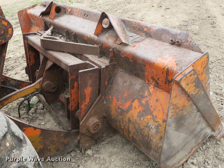 image for item DB8817 1990 Dresser 510B wheel loader