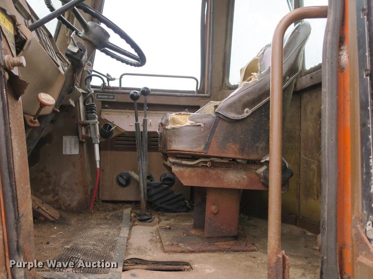 image for item DB8817 1990 Dresser 510B wheel loader