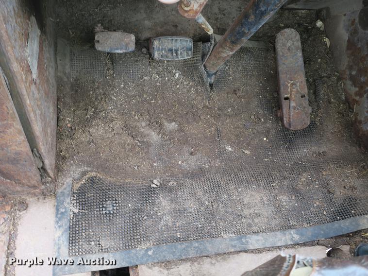 image for item DB8817 1990 Dresser 510B wheel loader