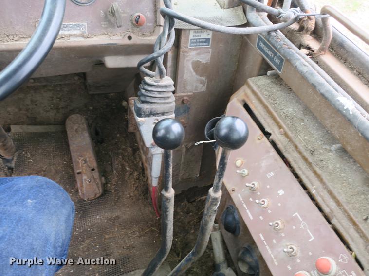 image for item DB8817 1990 Dresser 510B wheel loader