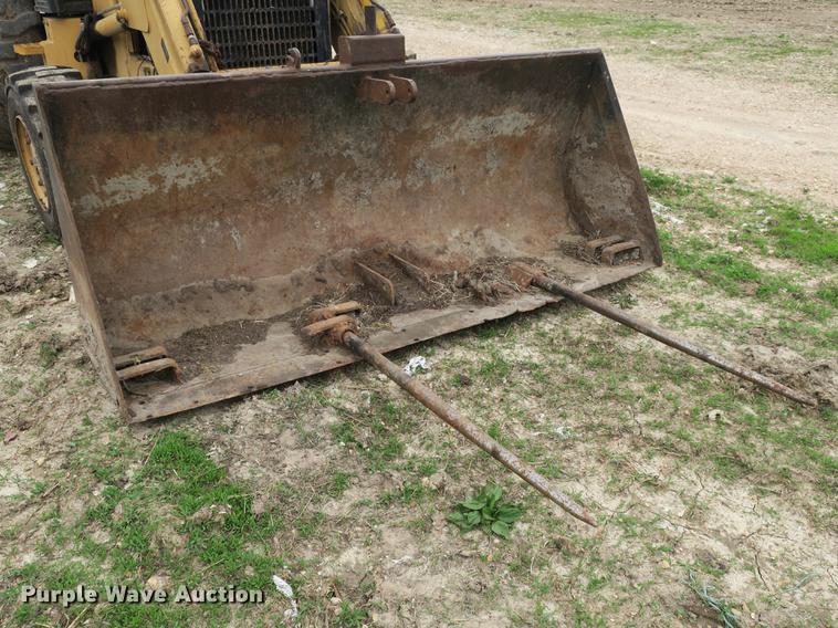 image for item DB8820 Ford 455D industrial loader tractor