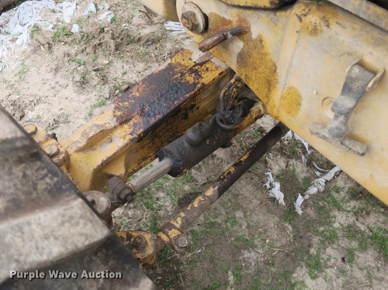 image for item DB8820 Ford 455D industrial loader tractor