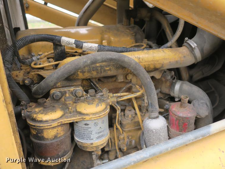 image for item DB8820 Ford 455D industrial loader tractor