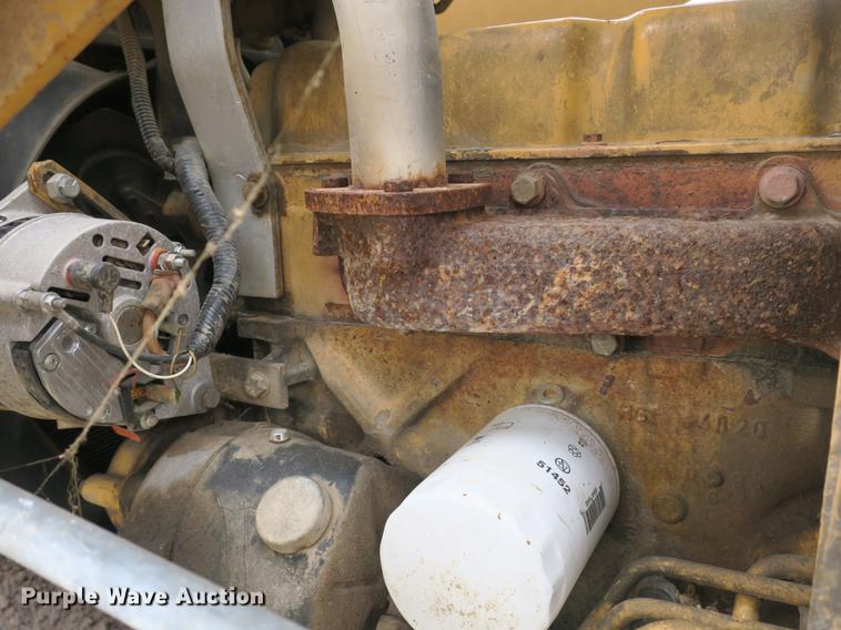 image for item DB8820 Ford 455D industrial loader tractor