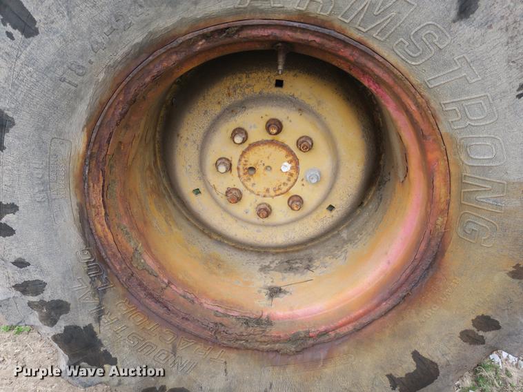 image for item DB8820 Ford 455D industrial loader tractor