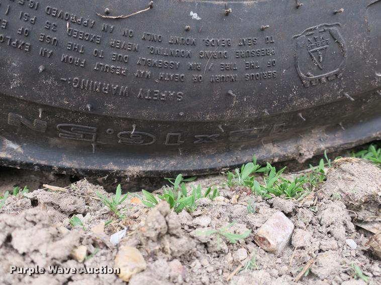 image for item DB8820 Ford 455D industrial loader tractor