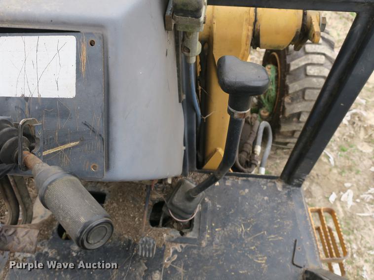 image for item DB8820 Ford 455D industrial loader tractor