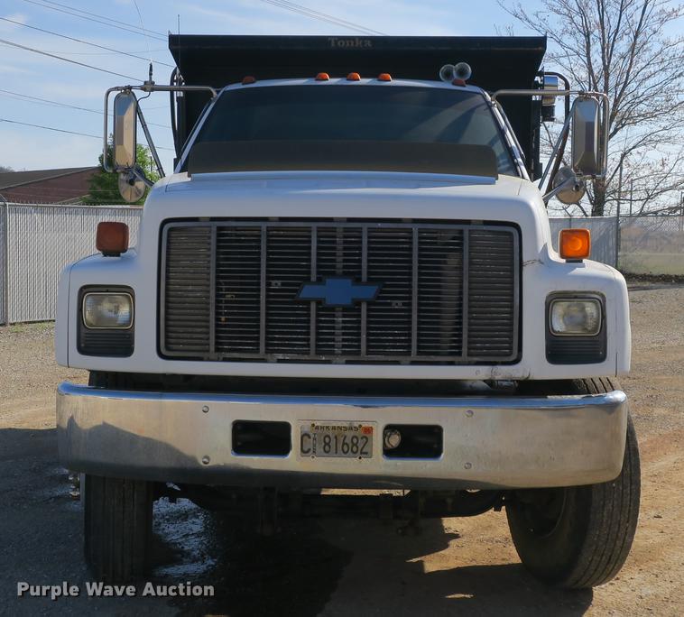 image for item DB8821 2002 Chevrolet C7500 dump truck