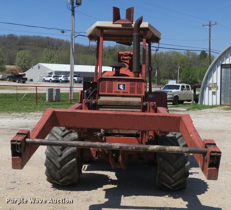 image for item DB8822 1996 Ditch Witch 8020JD cable plow