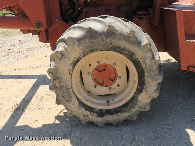 image for item DB8822 1996 Ditch Witch 8020JD cable plow