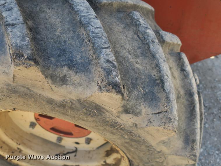 image for item DB8822 1996 Ditch Witch 8020JD cable plow