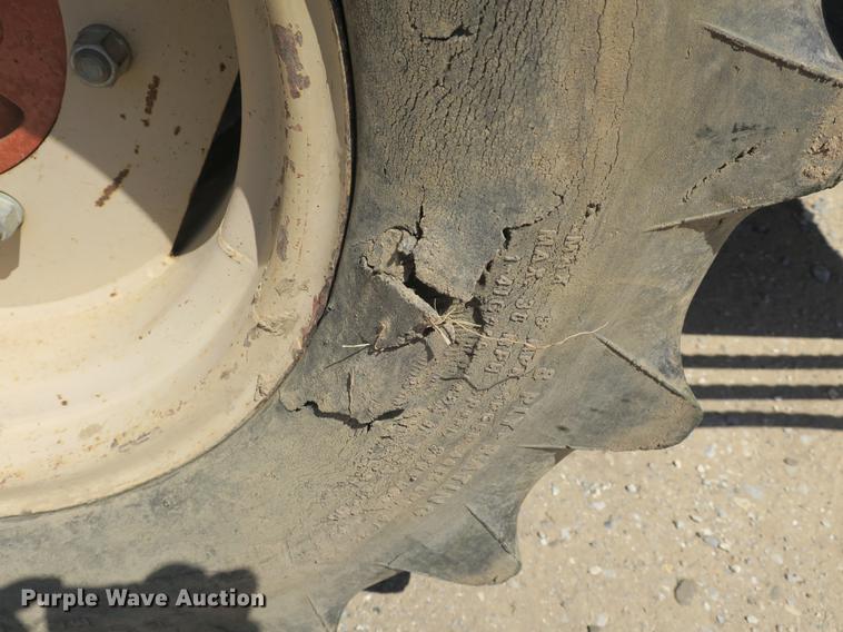 image for item DB8822 1996 Ditch Witch 8020JD cable plow