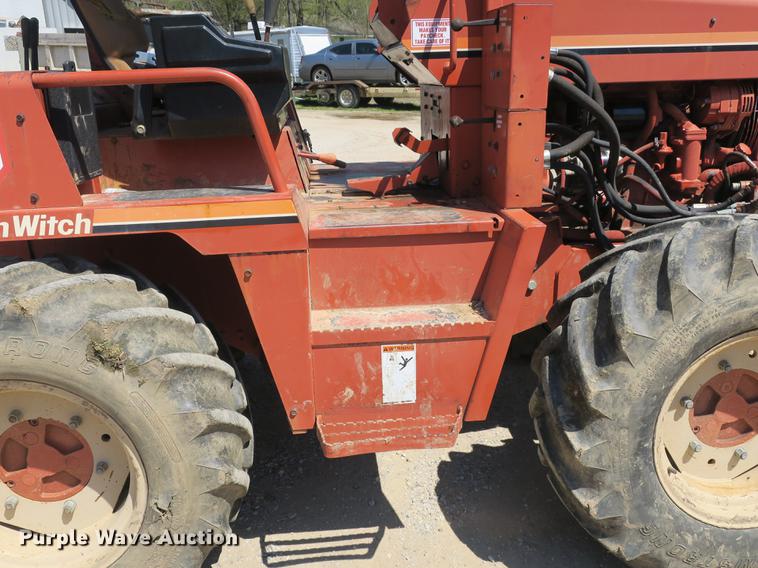 image for item DB8822 1996 Ditch Witch 8020JD cable plow