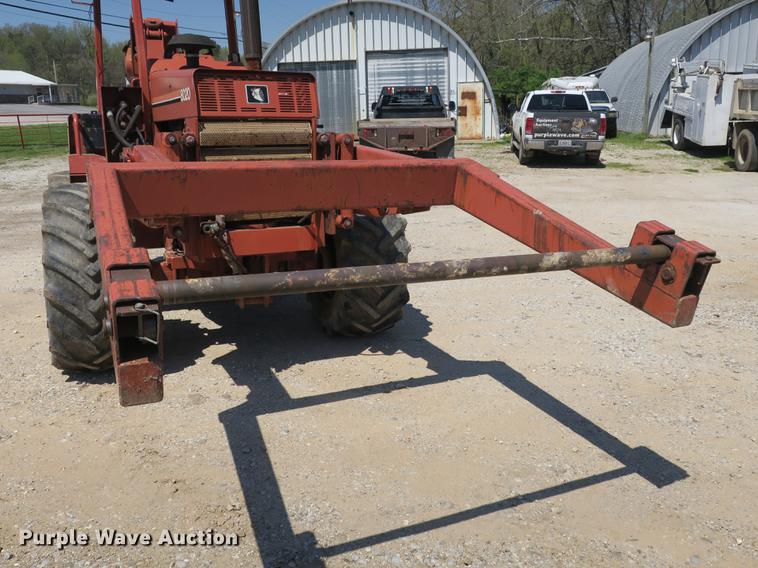 image for item DB8822 1996 Ditch Witch 8020JD cable plow