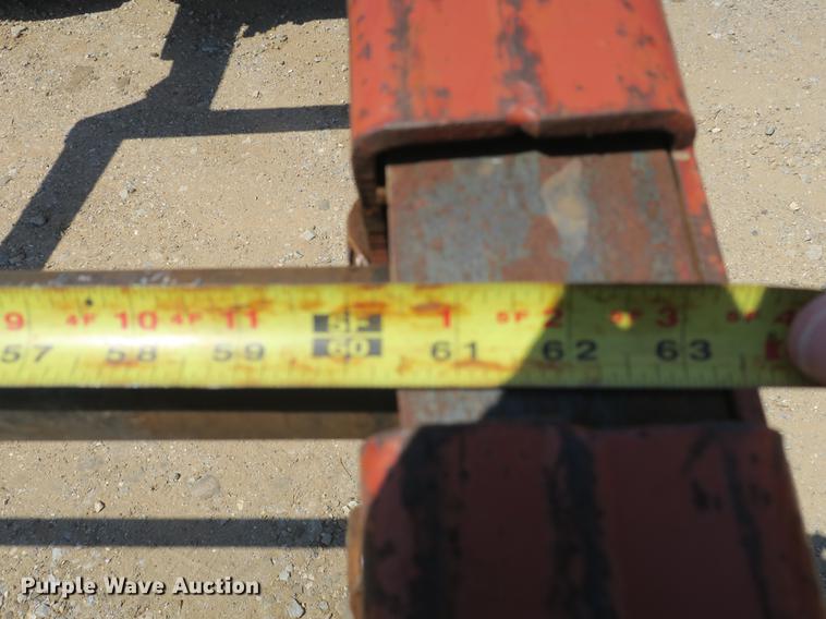 image for item DB8822 1996 Ditch Witch 8020JD cable plow