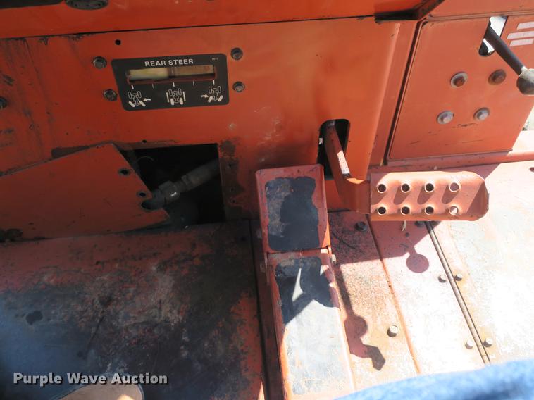 image for item DB8822 1996 Ditch Witch 8020JD cable plow