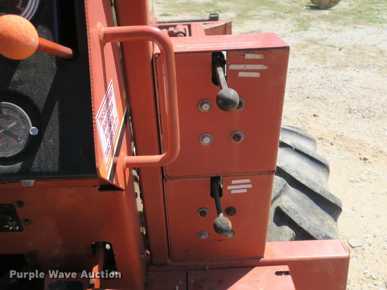image for item DB8822 1996 Ditch Witch 8020JD cable plow