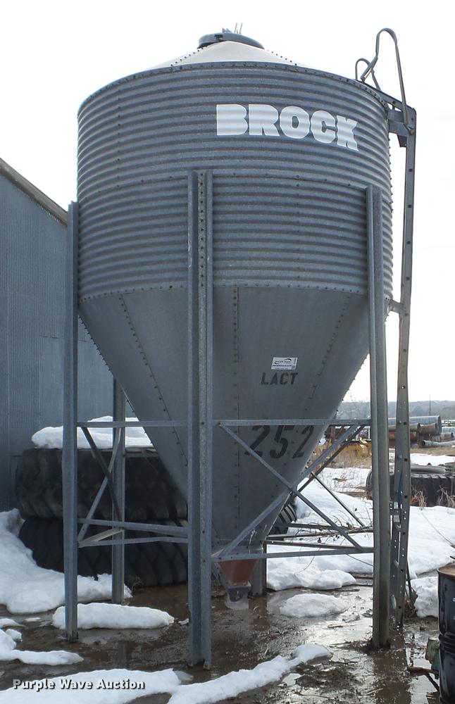 image for item DC4632 Brock hopper