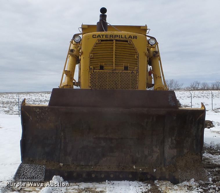 image for item DC4634 1974 Caterpillar D9G dozer