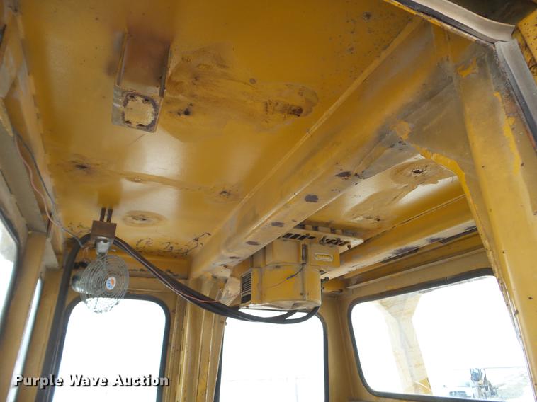 image for item DC4634 1974 Caterpillar D9G dozer