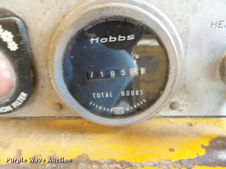 image for item DC4634 1974 Caterpillar D9G dozer