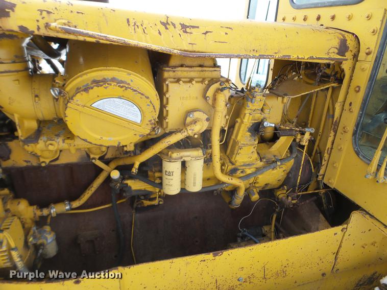 image for item DC4634 1974 Caterpillar D9G dozer