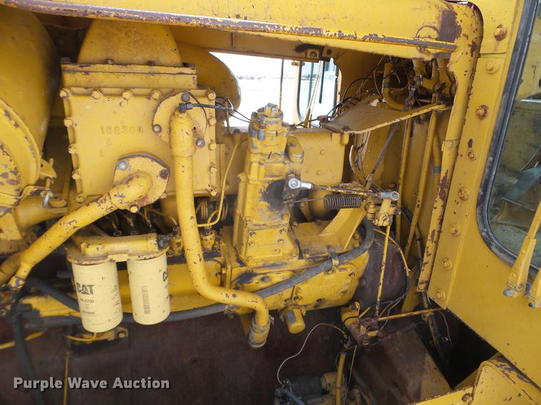 image for item DC4634 1974 Caterpillar D9G dozer