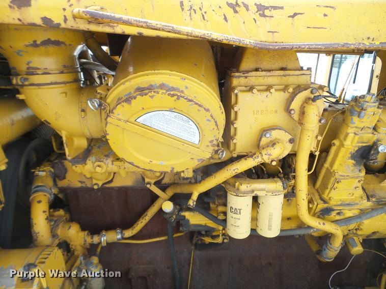 image for item DC4634 1974 Caterpillar D9G dozer