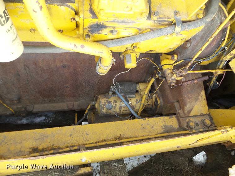 image for item DC4634 1974 Caterpillar D9G dozer