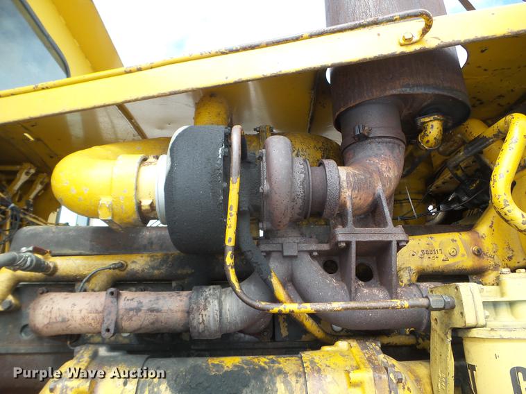 image for item DC4634 1974 Caterpillar D9G dozer