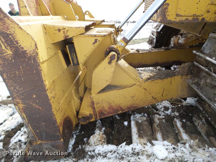 image for item DC4634 1974 Caterpillar D9G dozer