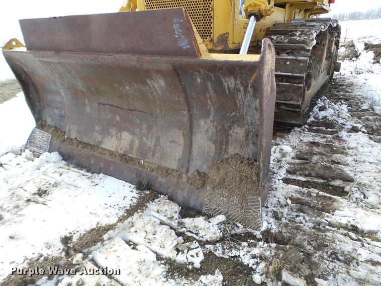 image for item DC4634 1974 Caterpillar D9G dozer