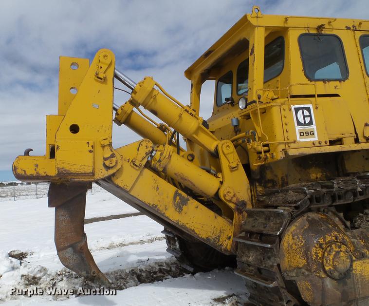 image for item DC4634 1974 Caterpillar D9G dozer