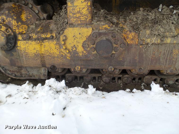 image for item DC4634 1974 Caterpillar D9G dozer