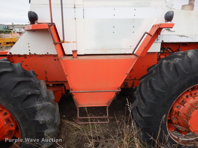 image for item DC4635 1978 Case 2470 4WD tractor