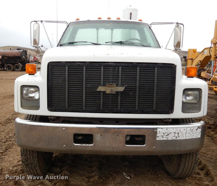 image for item DC4638 1994 Chevrolet Kodiak C6500 utility truck