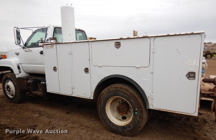 image for item DC4638 1994 Chevrolet Kodiak C6500 utility truck