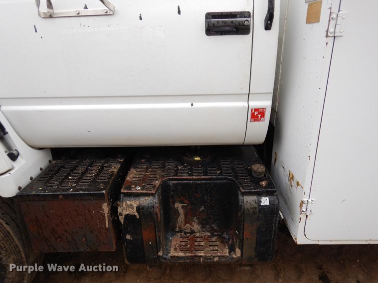 image for item DC4638 1994 Chevrolet Kodiak C6500 utility truck