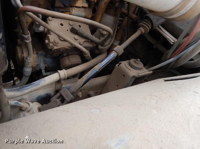 image for item DC4638 1994 Chevrolet Kodiak C6500 utility truck