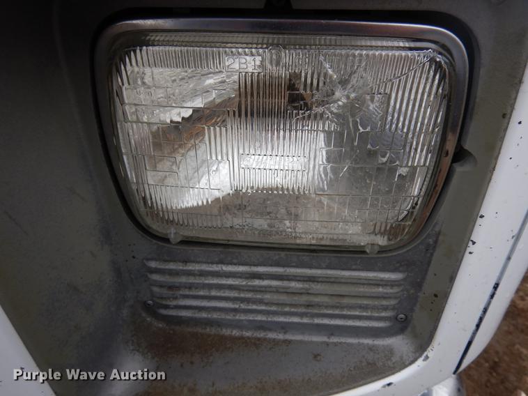 image for item DC4638 1994 Chevrolet Kodiak C6500 utility truck