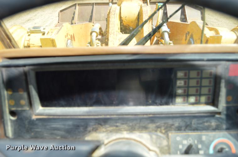 image for item DC4641 1995 Caterpillar 970F wheel loader