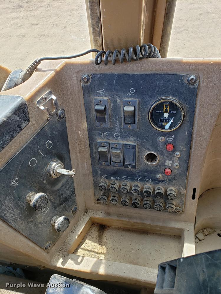 image for item DC4641 1995 Caterpillar 970F wheel loader