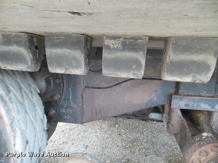 image for item DC4643 1992 Caterpillar Challenger 65B tractor