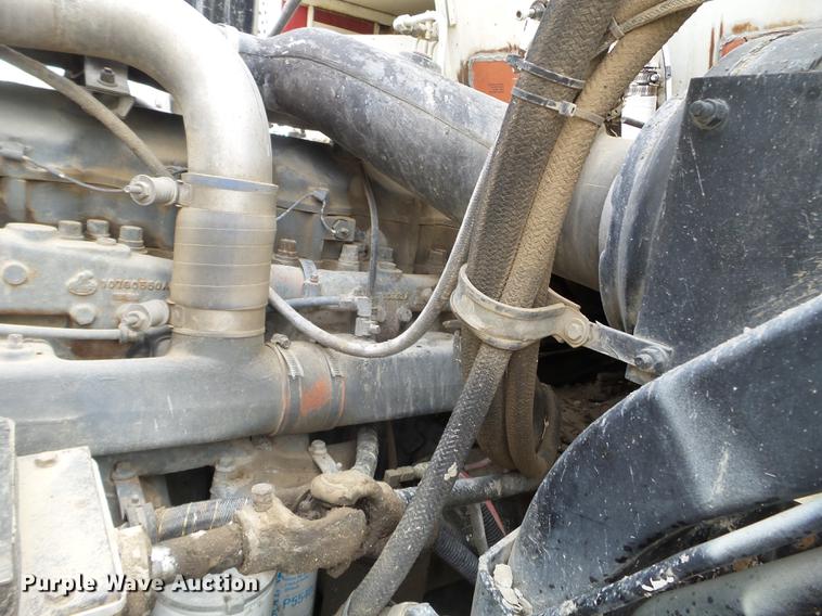 image for item DC4645 1996 Mack MR688S pump truck