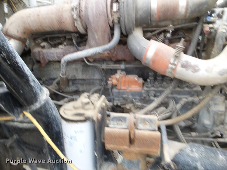 image for item DC4645 1996 Mack MR688S pump truck