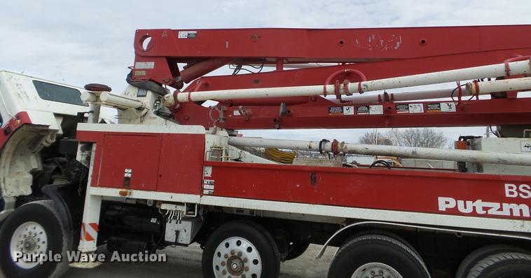 image for item DC4645 1996 Mack MR688S pump truck