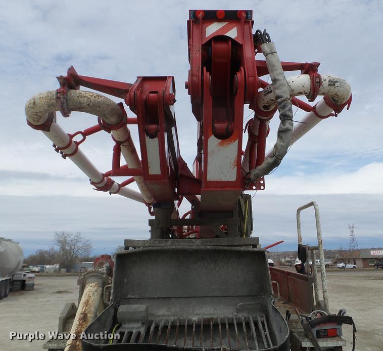 image for item DC4645 1996 Mack MR688S pump truck