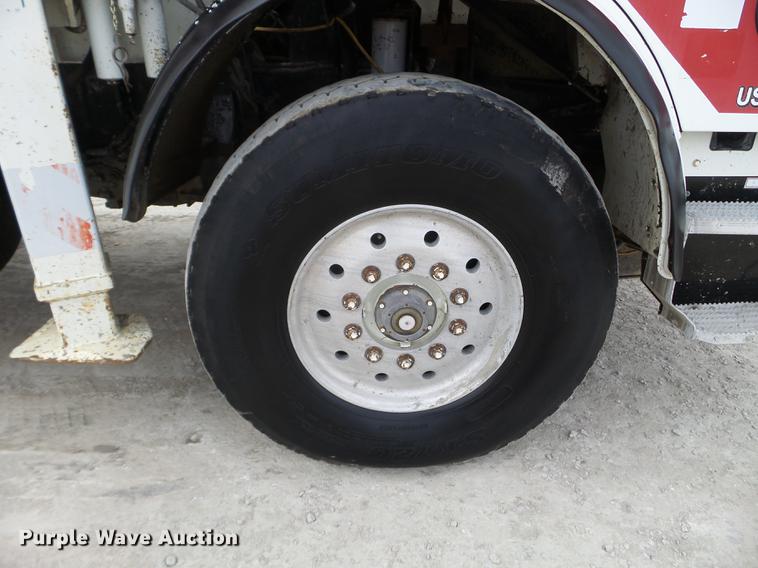 image for item DC4645 1996 Mack MR688S pump truck