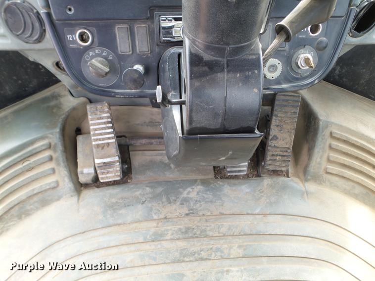 image for item DC4646 2004 Caterpillar 980G Series II wheel loader