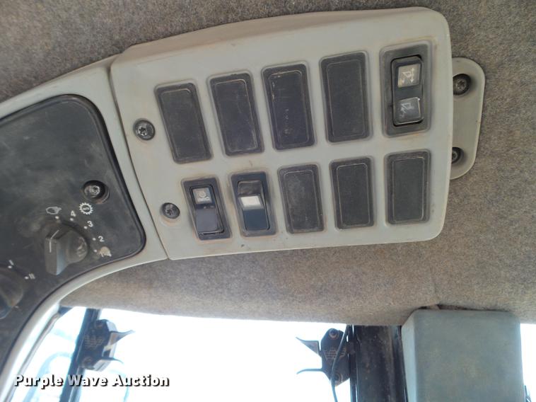 image for item DC4646 2004 Caterpillar 980G Series II wheel loader